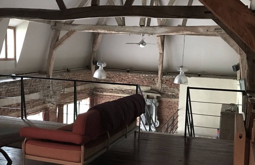 Humieres House | Castle's Cottage surrounded by nature, great for children of all ages