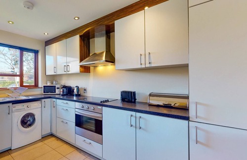 Castlemartyr Ski Chalet | Castlemartyr Holiday Lodges (2 Bed)