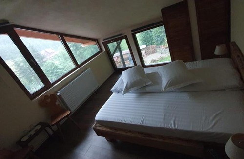 Rucar Apartment | Casuta Ancutei