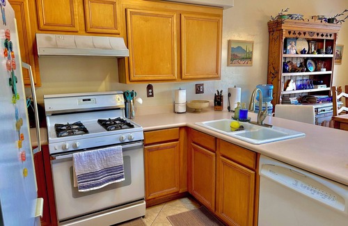 Casas Adobes House | Catalina Foothills Great Mountain and Desert Views!