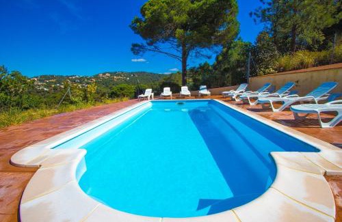 Lloret Blau Villa | Catalunya Casas Lovely Lazy days at Lloret de Mar with private pool
