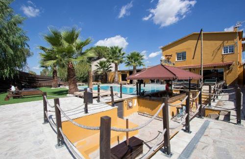 Rubi Villa | Catalunya Casas Relax and Recharge - only 34km from Barcelona!