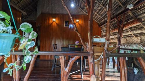 Rekawa Bed & Breakfast | Catamaran Lagoon Cabana