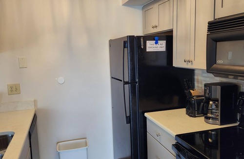 Gypsum House | Catawba Island large 2 bedroom with dock