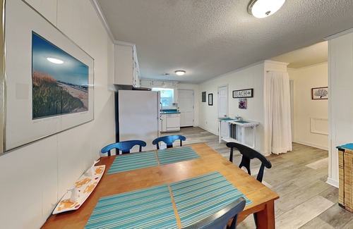 Topsail Beach House | Catch A Wave | Walk to the Beach!