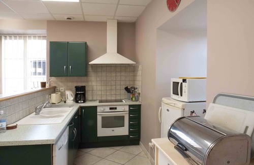 Leffonds Cottage | Catering Abbey