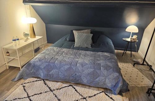 Gif-sur-Yvette Bed & Breakfast | Cati's greenhouse - chambre d'hôtes cosy et calme à 700m du RER B