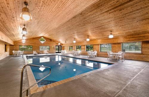 Lake Shore Resort | Causeway On Gull Resort