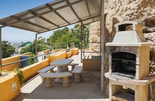 Valtierra Cottage | Cave Hotel- Caves in Bardenas Reales de Navarra