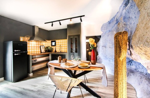 Jorquera Apartment | Cave Suite MAGARA (Lomas de Ruvira cave hotel)