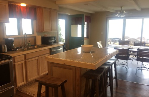 Trumansburg House | Cayuga Lake waterfront property sleeps 85+ on 4 acres!