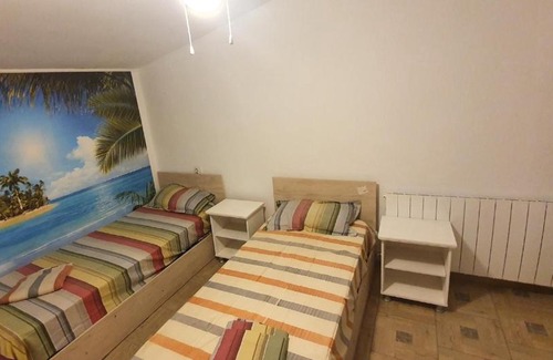 2 Mai House | Cazare Muncitori Mangalia-2 Mai