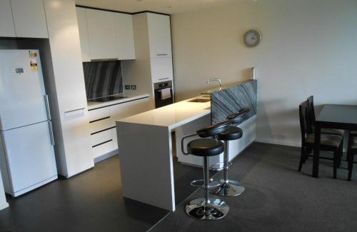City West Apartment | CBD ARTments in Cultural precinct