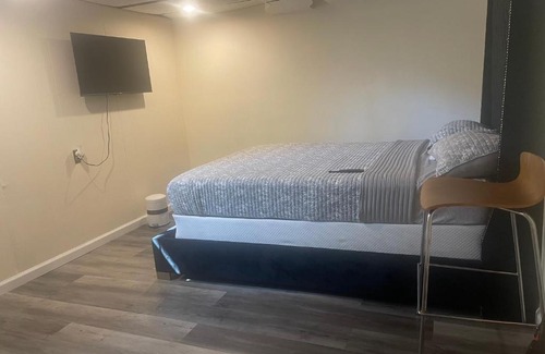 Irvington Apartment | Cdlodgellc