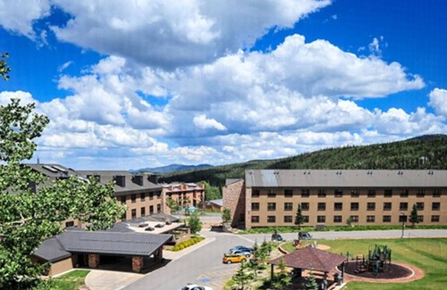 Brian Head Condo | Cedar Breaks Jr. Villa · Ski Retreat! Jr. Villa in Brian Head.