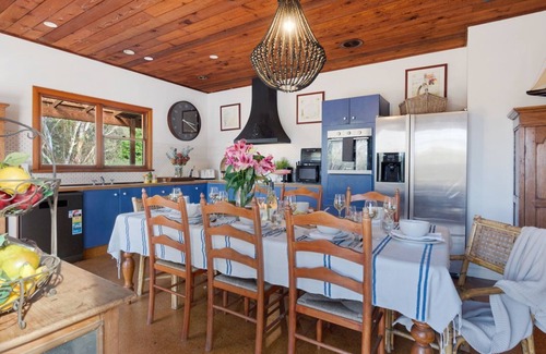 Canyonleigh House | Cedar Cottage – charming rural vistas
