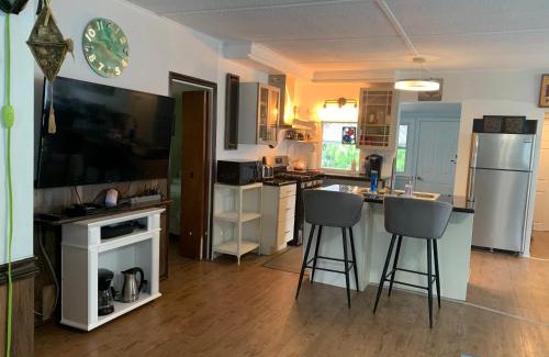 Kingsville House | Cedar Island Xanadu
