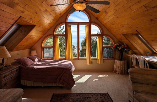 Naubinway House | Cedar Loft on Lake Michigan