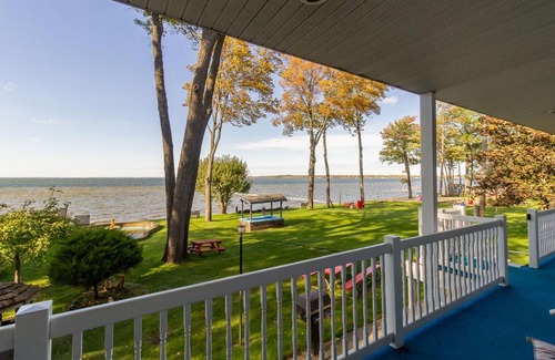 Prudenville Resort | Cedar Oaks Lakeside Resort