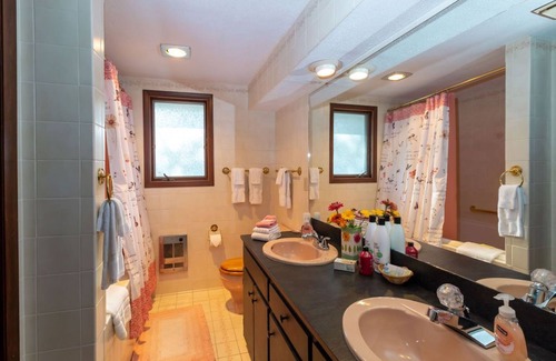 Prudenville Cabin | Cedar Oaks Lakeside Resort - Houghton Lake - Formally Ohana/Riviera Resort.