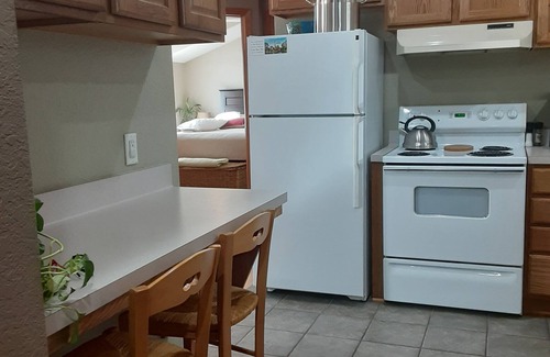 Cedarburg Apartment | Cedarburg apartment in prime location on Washington Ave