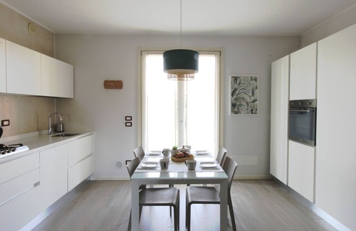 Rivoltella House | Cele's House - a Stone's Throw From the Lake!