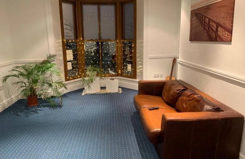 Aberystwyth House | Celtic Bay Guest House