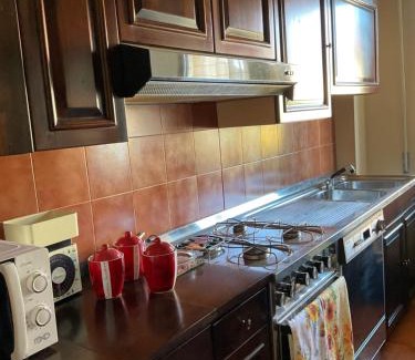 Centobuchi Apartment | Cento Girasoli