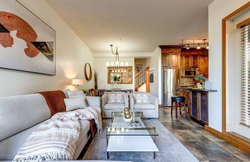 Whistler Cay Heights Hotel | Central 2BR with Prime Amenities