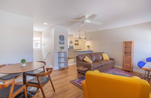 Salida House | Central A/C! Downtown, Game Room - Pet Friendly & Sleeps 10!