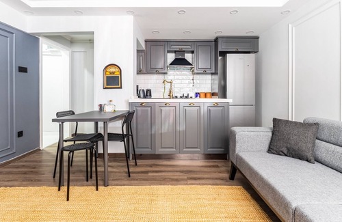 Rasimpasa Apartment | Central and Modern Flat Near Moda Coast in Kadikoy