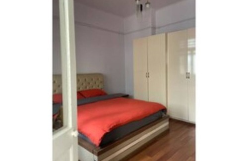 Talimhane Apartment | Central apartment with balcony