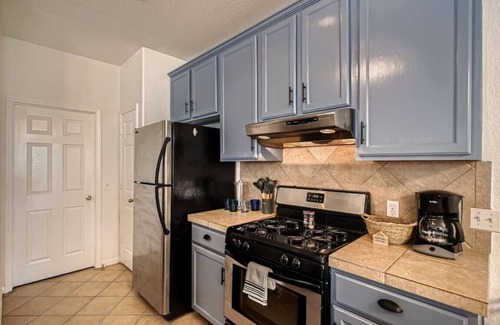 North Loop House | Central Austin 3/2 Townhome! Mins to FC stadium SXSW Top Spots!