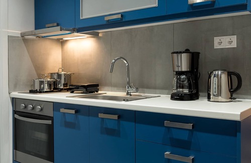 Attiki Apartment | Central Cozy Studio with a Secret Garden
