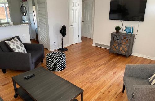 Ruby Hill House | Central Denver Master Room 24 hour self check in