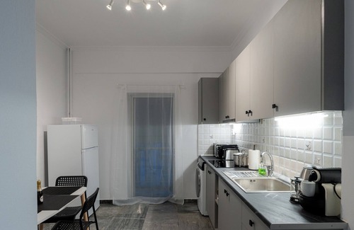 Patras Apartment | Central Elegant Flat in Patras with beautiful balcony and view