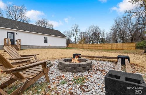 Benton County House | Central Getaway Off of I-49