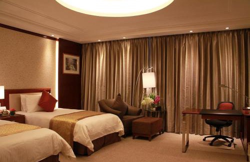 Downtown Shanghai Hotel | Central Hotel Shanghai - Nanjing Road