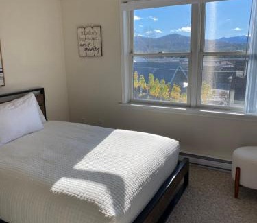 Lake Placid Apartment | Central Lake Placid Mountain Views