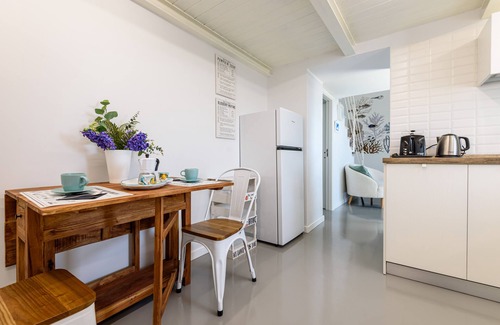 Pozzuoli Apartment | Central location, design and comfort. On the harbor, near station for Naples.