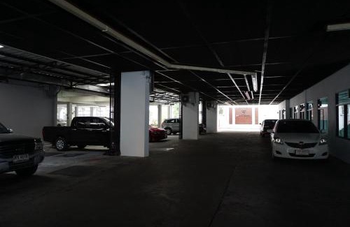 Phlabphla Apartment | Central Mansion