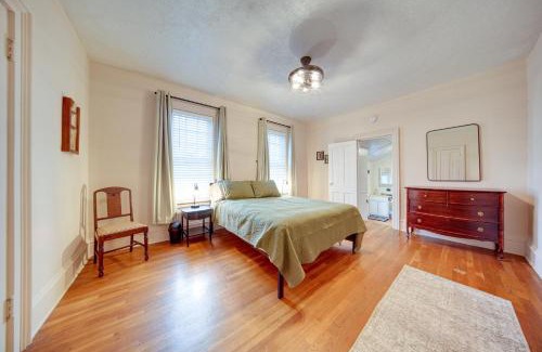 Meadville Apartment | Central Meadville Apartment - Walk to Downtown!