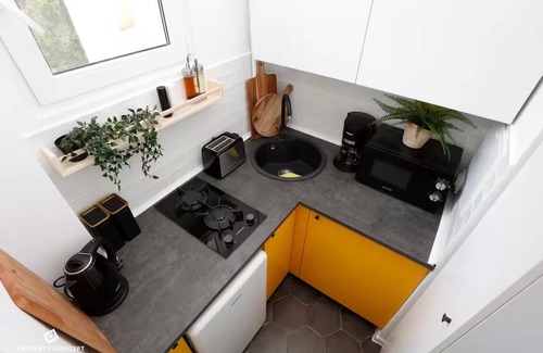 Bucharest Apartment | Central Modern Studio near Unirii