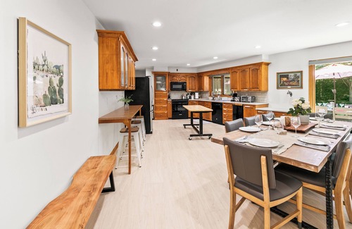 West Omaha House | Central Omaha Pool w/Spa Oasis + Fire Pit + 3 Living Rooms