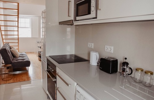 Coimbra City Centre Apartment | Central, quiet and cozy T1 (self check in)