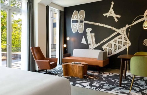 Kralingen-Crooswijk Hotel | Central Rotterdam Boutique Stay Near Slaakhuys, Shopping & Cultural Hotspots