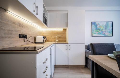 Juh Apartment | Central Studio Modern & Cozy