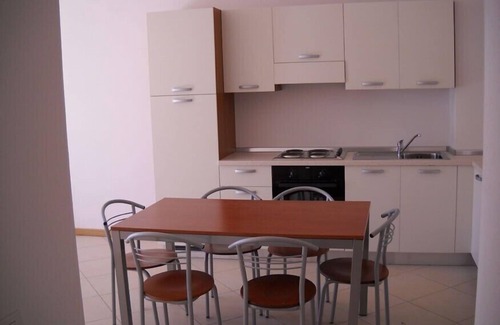 Malcesine Apartment | CENTRAL - The marina of Malcesine, near the castle, shops, restaurants