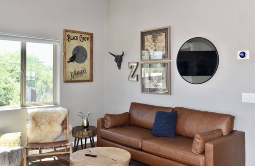 Peter Howell House | Centrally Located 2 Bed/1 Bath Home,Private Garage, Deck and Close to EVERYTHING