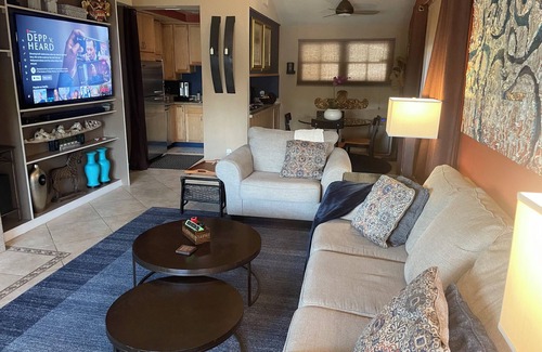 Warm Sands Condo | Centrally Located Bungalow in the Warm Sands Desert Paradise